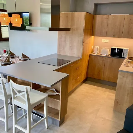 Apartma Lastovka شقة *